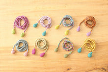 画像をギャラリービューアに読み込む, 麻炭ボール入り耳せん「Happy New イヤー」