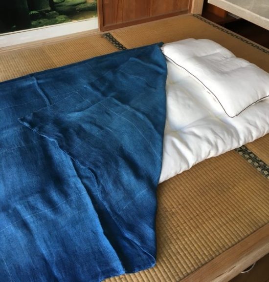 藍染ヘンプ100% かやケット – cocozion