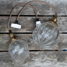 画像をギャラリービューアに読み込む, 麻炭ランプシェード
